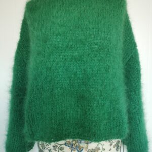 Sweter ręcznie robiony zielony