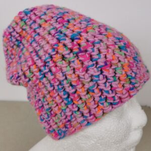 Czapka ręcznie robiona kropki