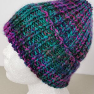 Czapka ręcznie robiona na szydełku kolor niebiesko - zielony