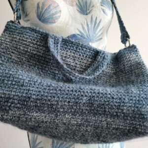 Torebka damska ręcznie robiona średnia